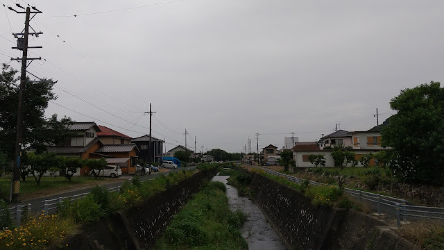 今日もジメジメ…酸素うすくね？